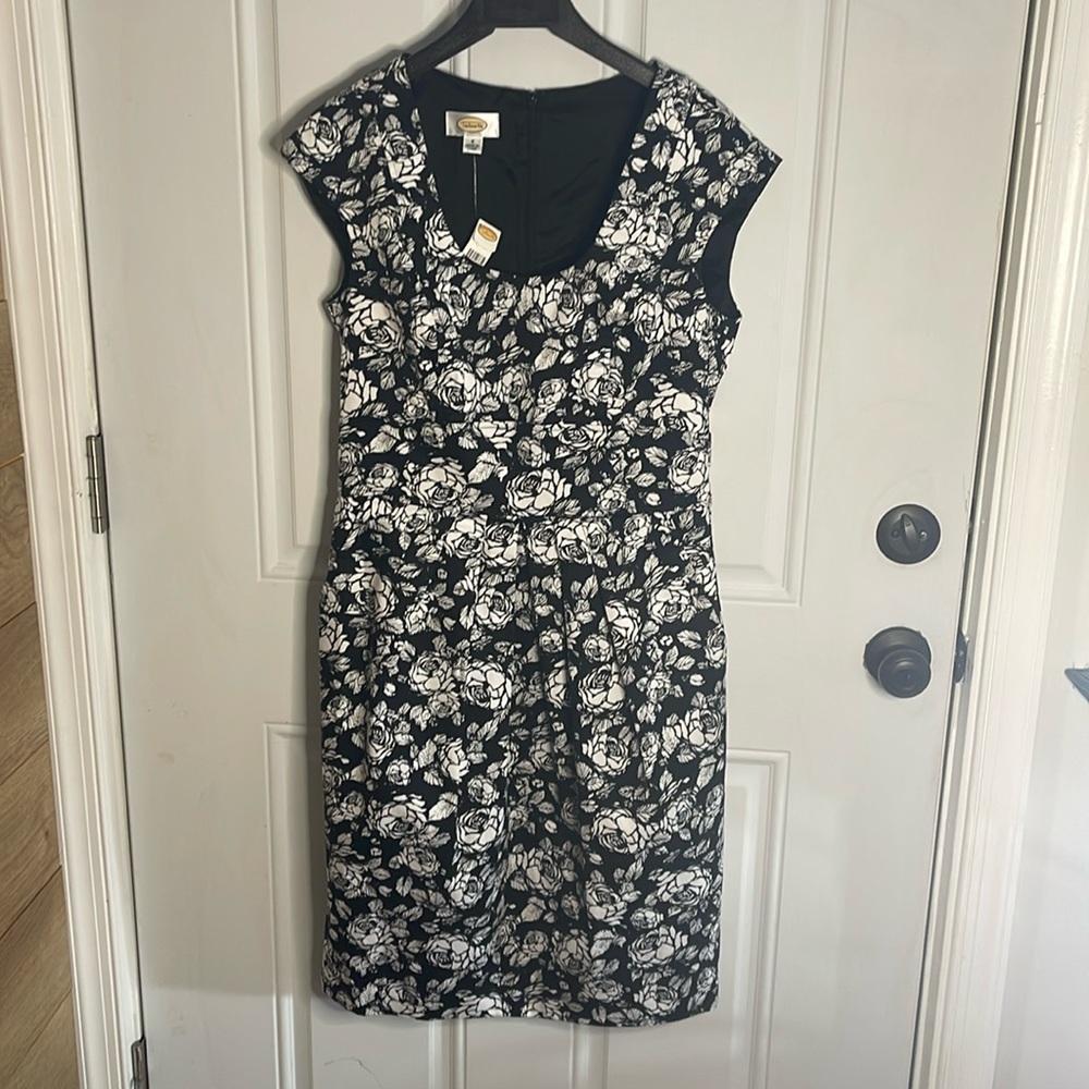 Talbots black and white dress size 8